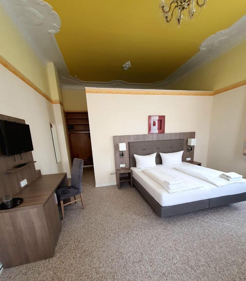Hotel Knoepel Wismar Exterior photo