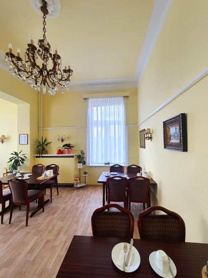 Hotel Knoepel Wismar Exterior photo